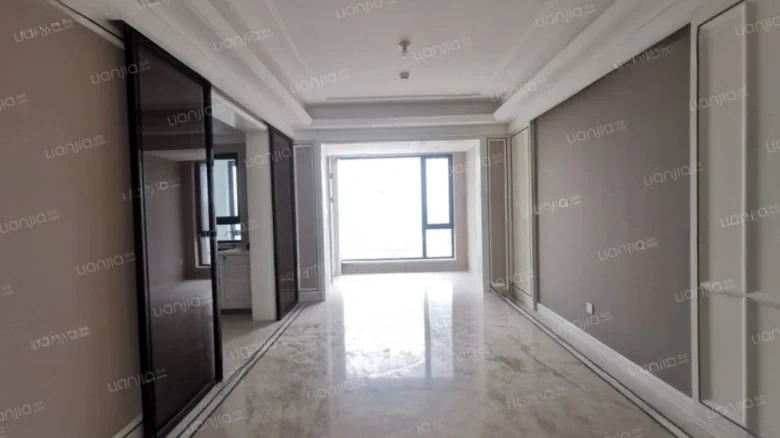 Academy One Courtyard - View 4