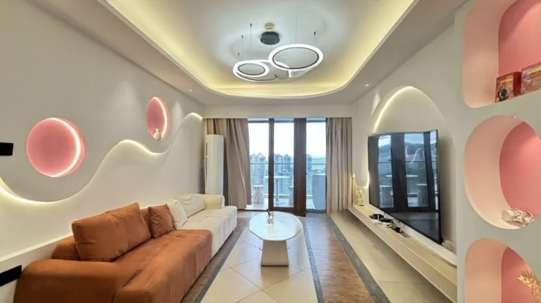 Half Mountain Peninsula Donghai Bay Phase III - View 1