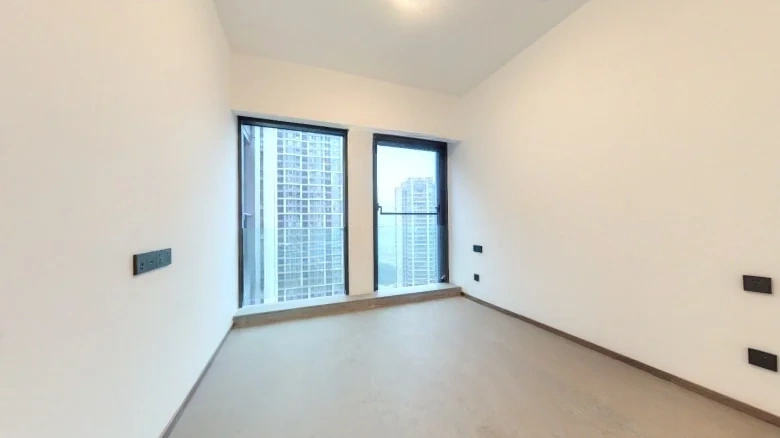 Vanke Brocade Riverside - View 4