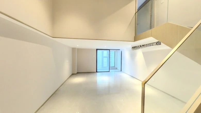 Maochen Golden Seat - View 3