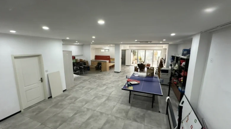 Eastern Supreme Emperor - View 1