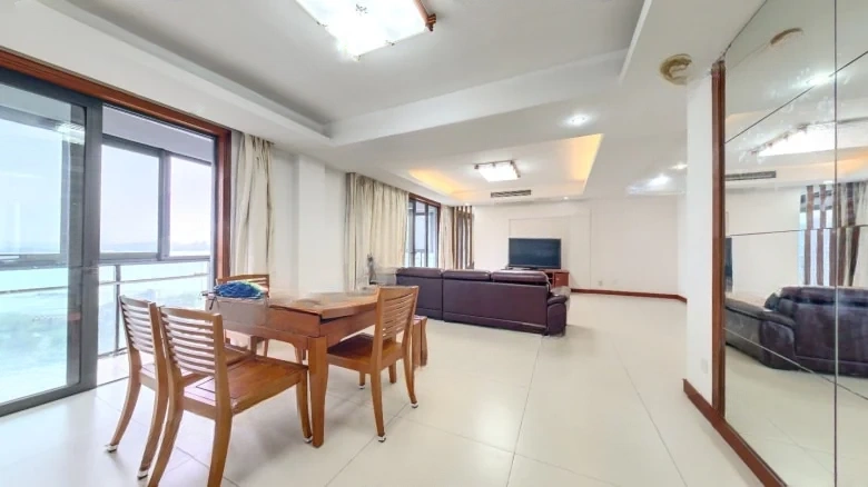 Linglong Bay Garden Phase One - View 1