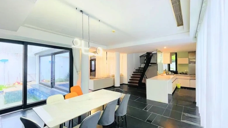 Half Mountain Peninsula Twin Bays Phase II - View 1