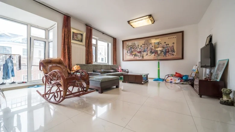 Maple Grove - View 9