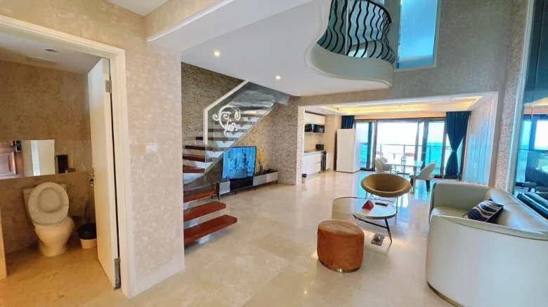 Half Mountain Peninsula Central Sea View Boulevard - View 1