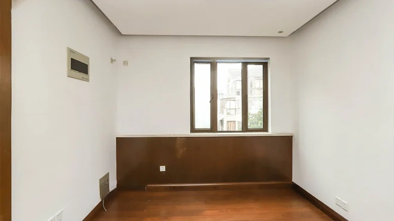 Hushan Zaiwang Garden - View 1