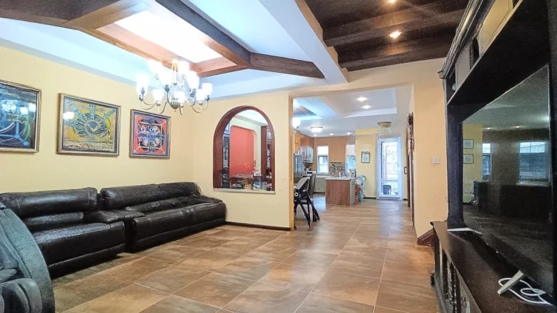 Longhu Xiangti Stroll - View 1