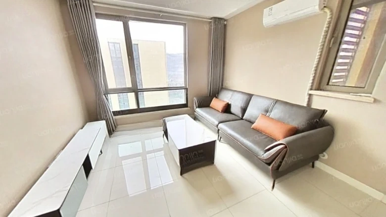 Breeze Riverside - View 1