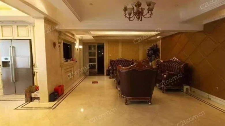 Jin Chun Tower - View 1