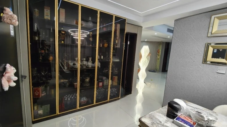 Xinguoguang Tower - View 4