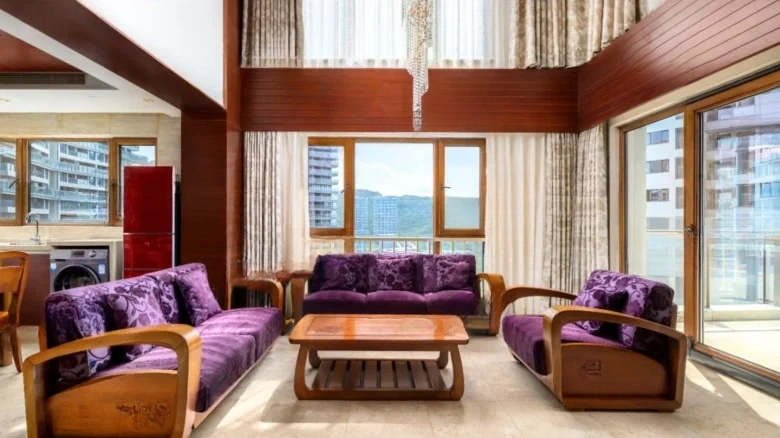 Half Mountain Peninsula Central Sea View Boulevard - View 1