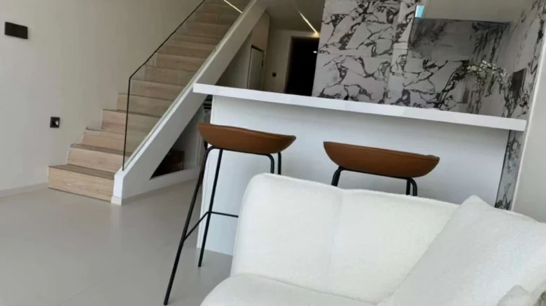 Cloud Seal · Joy Seal - View 2