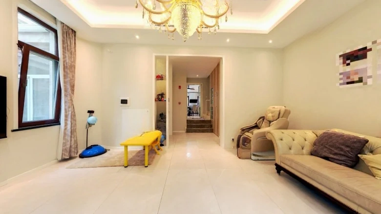 Arcadia Manor - View 9