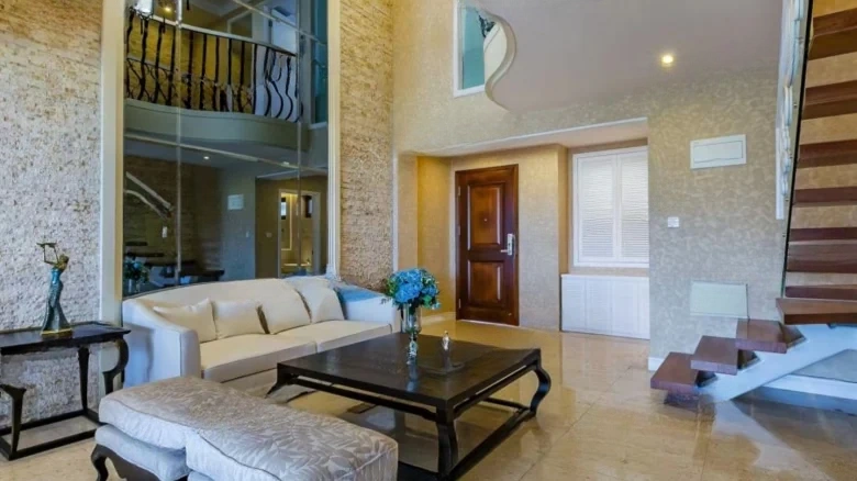 Halfhill Peninsula Central Seaview Avenue - View 5