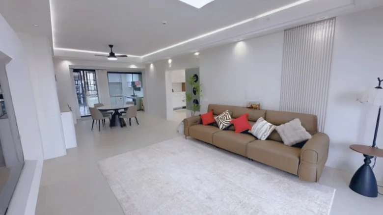 Royal View Mansion - View 8