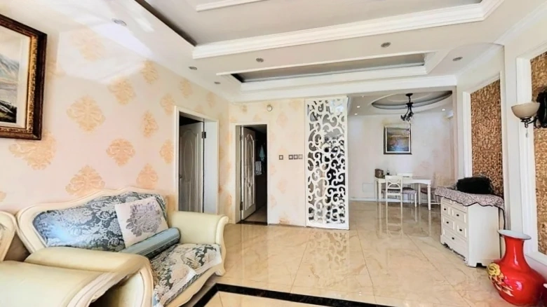 Metropolis Fashion Style - View 1