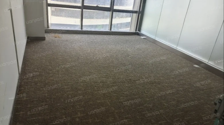 Yintong Plaza - View 1