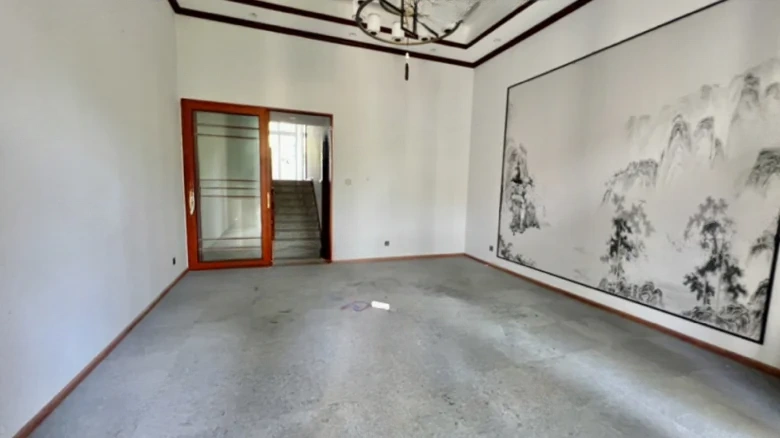 Dianchi Spring FiveCompound Courtyard - View 10