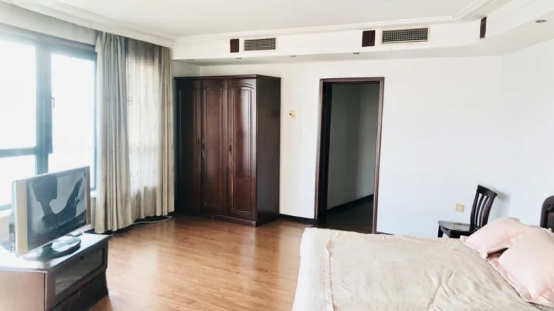 Sun Modern Residence - View 1