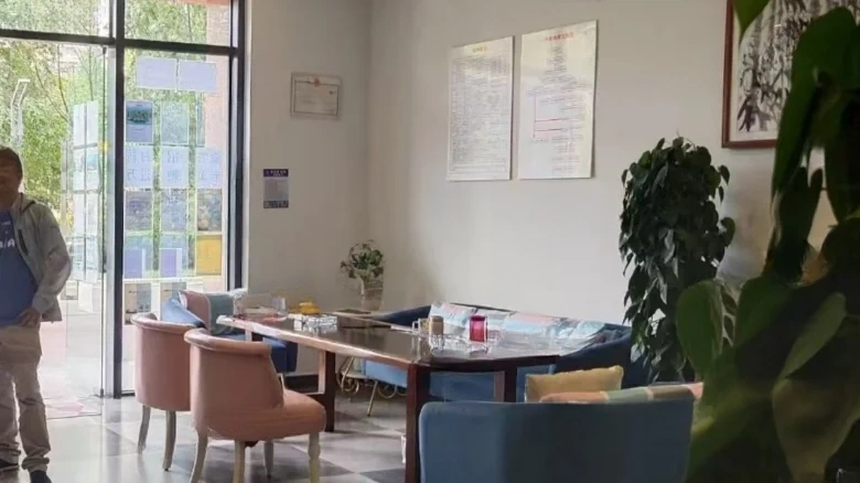 Galaxy Pearl - View 1