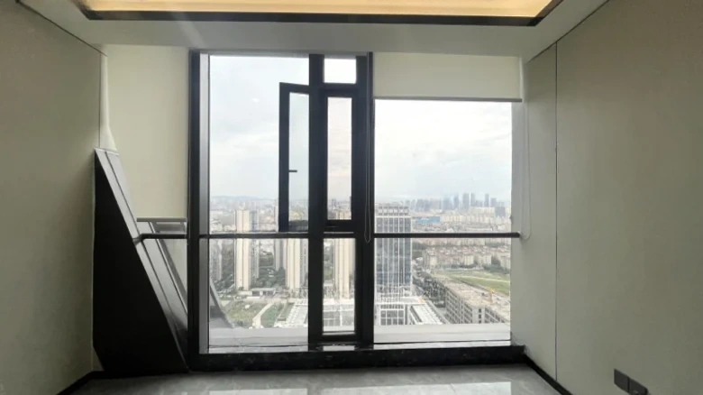 Kunming Xishan Wanda Plaza - View 1