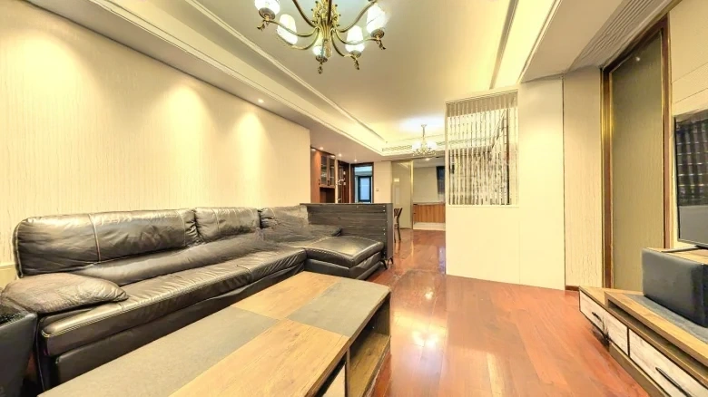 Lukin Lanshan Lan - View 1