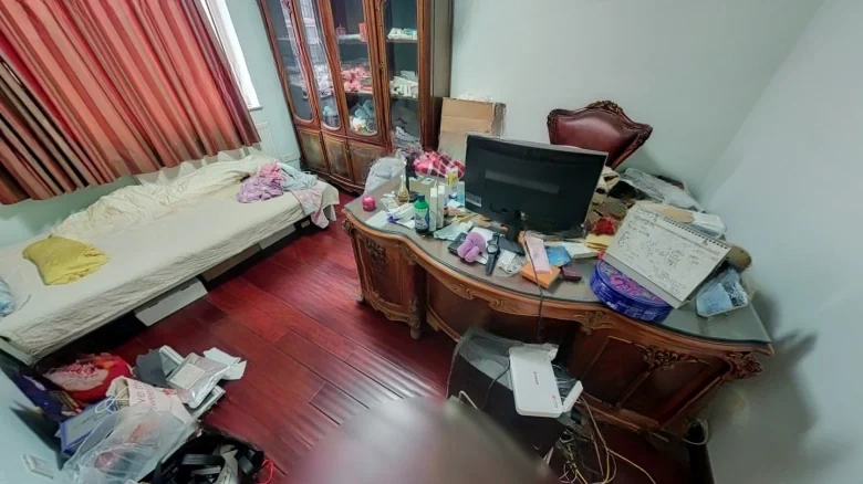 Li Shan Ming Jun - View 1