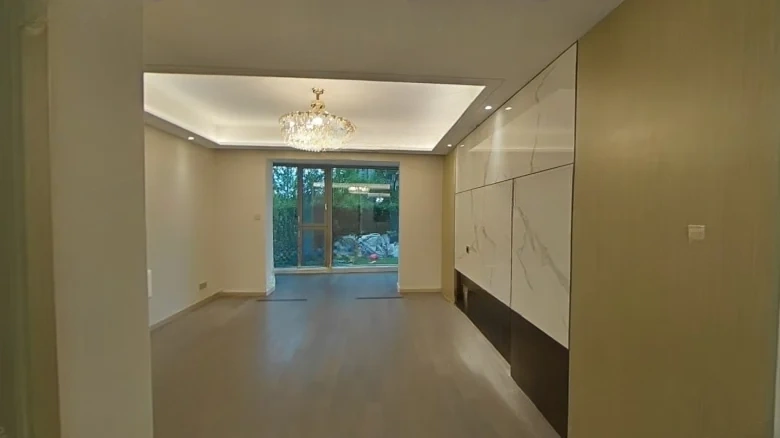 Cloud Ripple Mansion - View 9