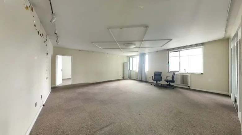 Lelán Bǎodǐ Manor - View 8