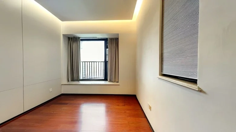 Triumph New World Guangyue Mansion - View 1