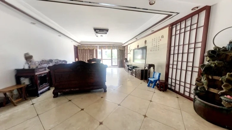 Elegant Mountain Family Estate - View 8