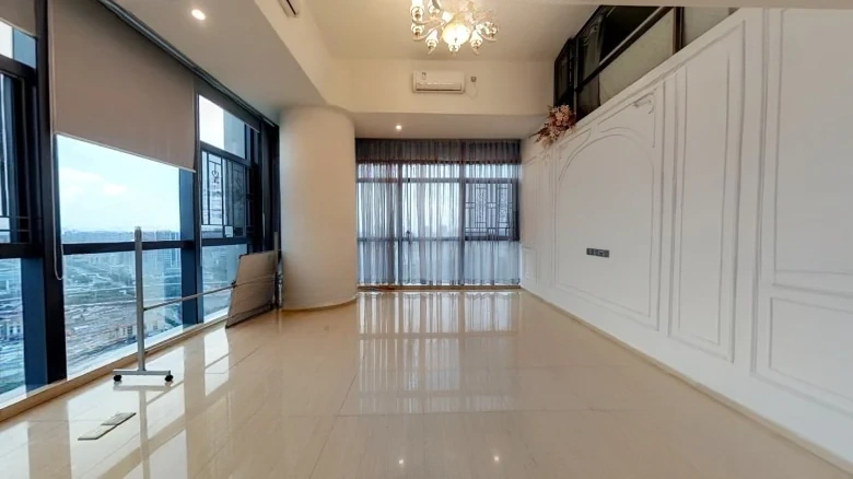 Port Shipping Center - View 5