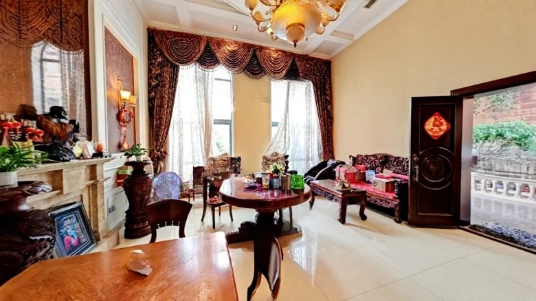 Central Garden New City Villa - View 10