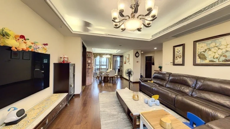 Maple Egret Court - View 1