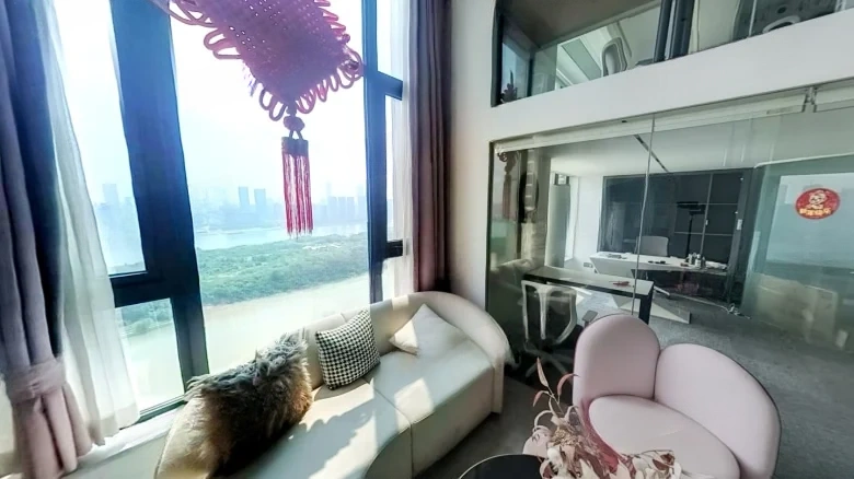 Roundway Changsha Seal - View 5