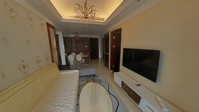 Xinhe Silver Lake Peak - View 1