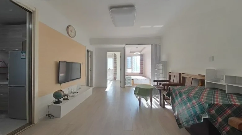 Shine Source Upward - View 1