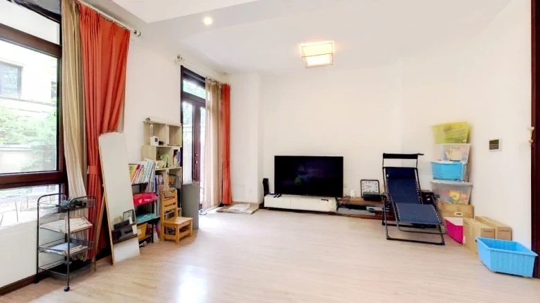 Vanke Observatory Villa - View 1