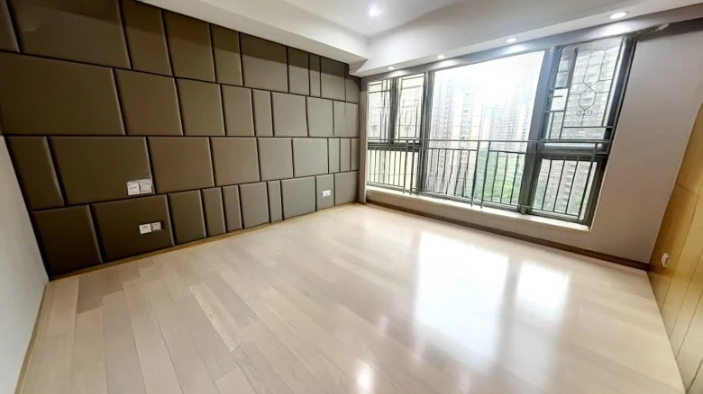 Elegant Residence, Leisurely Rich Spring Mountain Abode - View 4