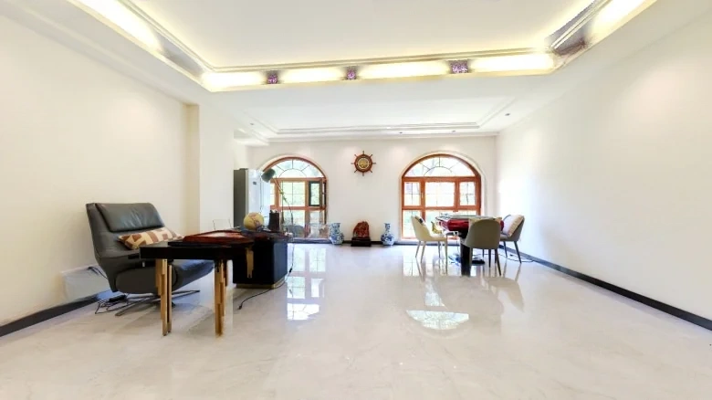 Zhonggeng Xianghai Yipin - View 10