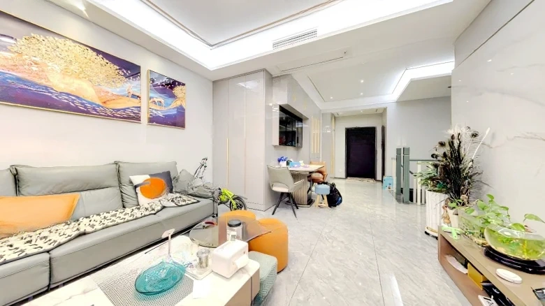 Hampshire Palace - View 1