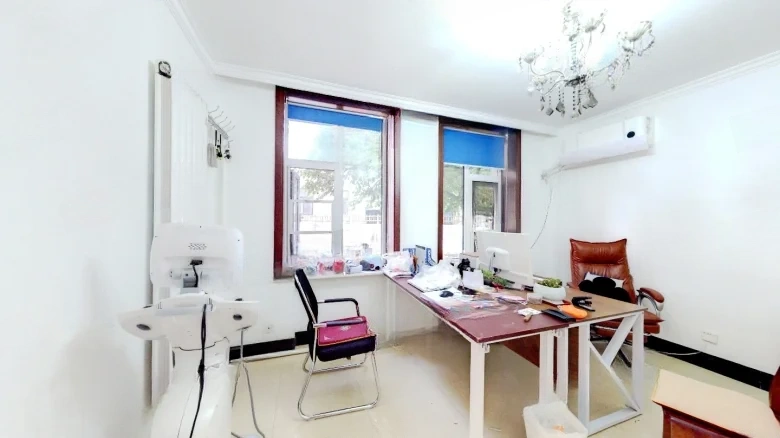 Western Hill Garden Villa - View 3