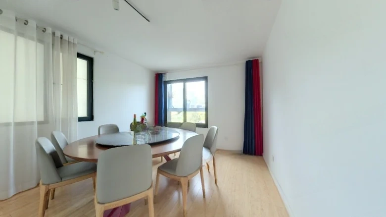 Dianchi Weicheng Lukang - View 1