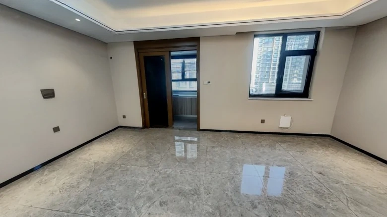 Invitation-Seeking Commercial Park 1872 - View 6