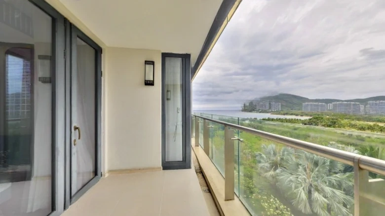 Banshan Peninsula Donghai Bay Phase III - View 6