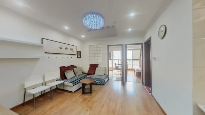 International Plaza - View 4