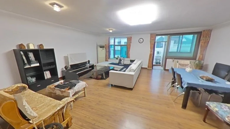 Eminent Scholar Garden - View 1