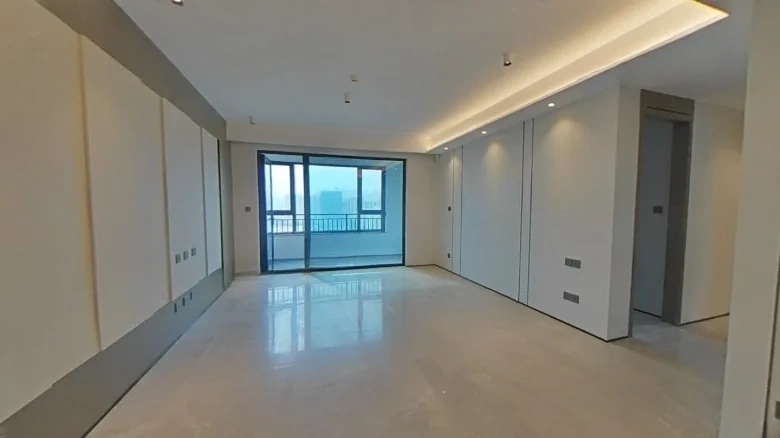 Dàyún Gǔ Láoshān Jīnmào Fū Dōngqū - View 6