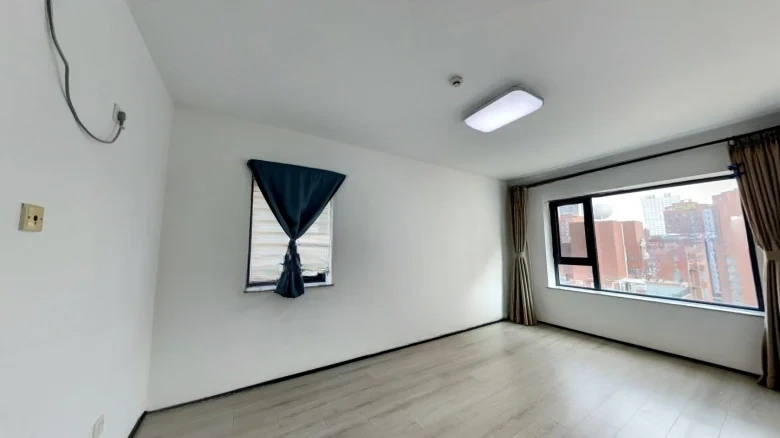 Sunlight 100 - View 1