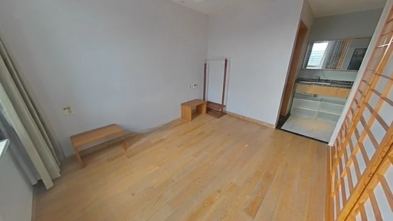 Poly Champagne International - View 1